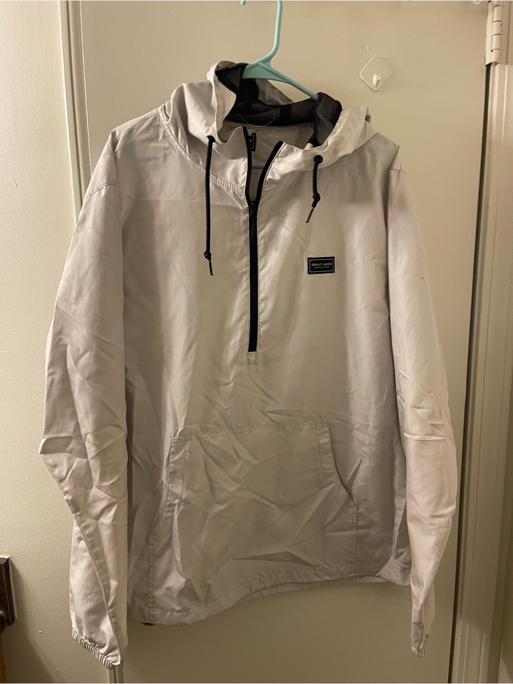 Great Lakes Northern Outfitters Men’s White Hooded Wind Breaker Jacket